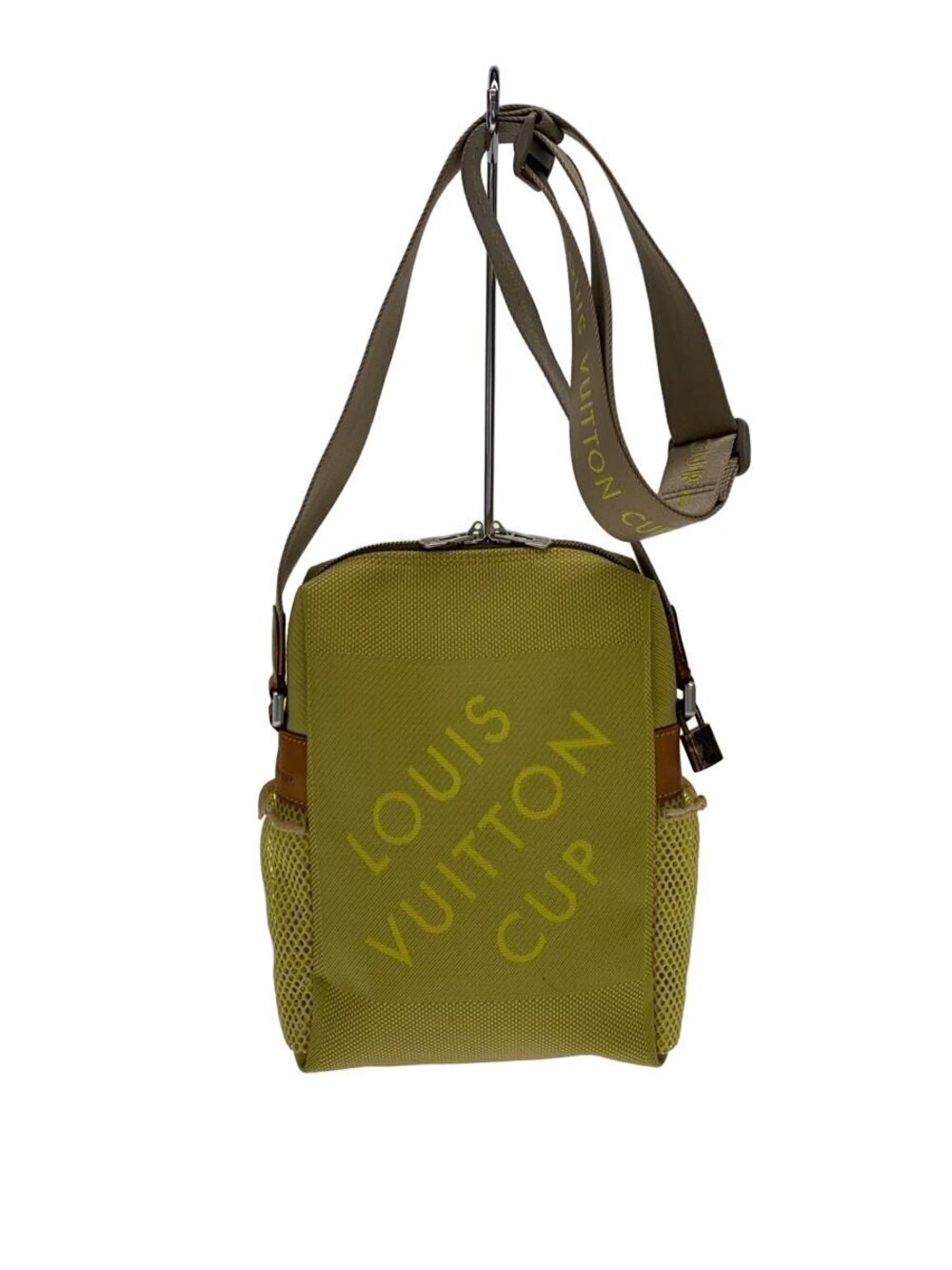 LOUIS VUITTON Weatherly Damier Gant Yellow Key